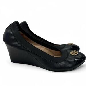 Classic Tory Burch Black Patent Leather Gold Logo Ballet Wedges Capsule Chic 5